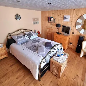  Séjour chez l'habitant Ty Cosy, Chambre Privée